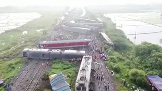 ভারতে যাত্রীবাহী ও মালবাহী ট্রেনের সংঘর্ষ, আহত ১৯